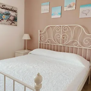 https://la-casa-di-ieia.it-tuscanyhotel.com